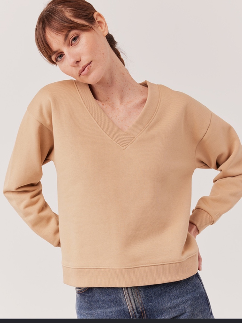 Pact courtside V-Neck Pullover Sweatshirt in Beige